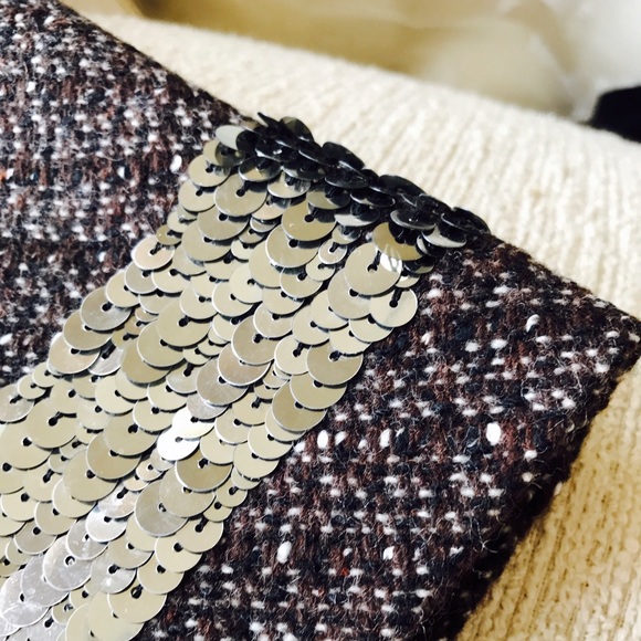 The Limited Tweed & Silver Paillettes Skirt - Picture 2 of 3